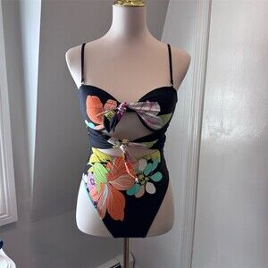 Trina Turk | Bouquet Floral tie front bandeau swimsuit | Size 6